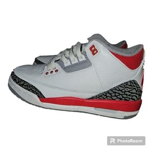 Nike Air Jordan 3 Retro GS Fire Red 2022 Size 5.5Y